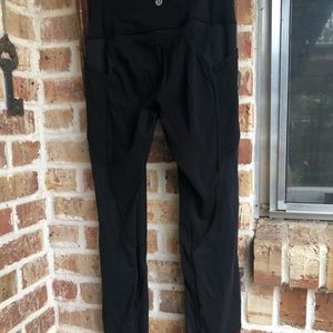 Lululemon athletic pans